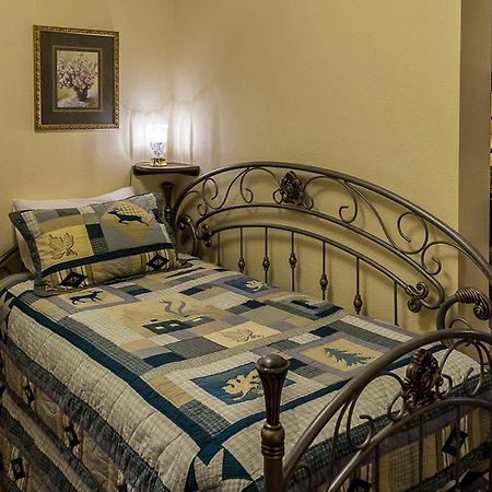 Highland Glen Lodge B&B Anchorage Extérieur photo